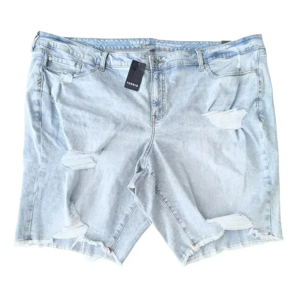 TORRID NWT Boyfriend Bermuda Denim Shorts Size 26 - Picture 4 of 10